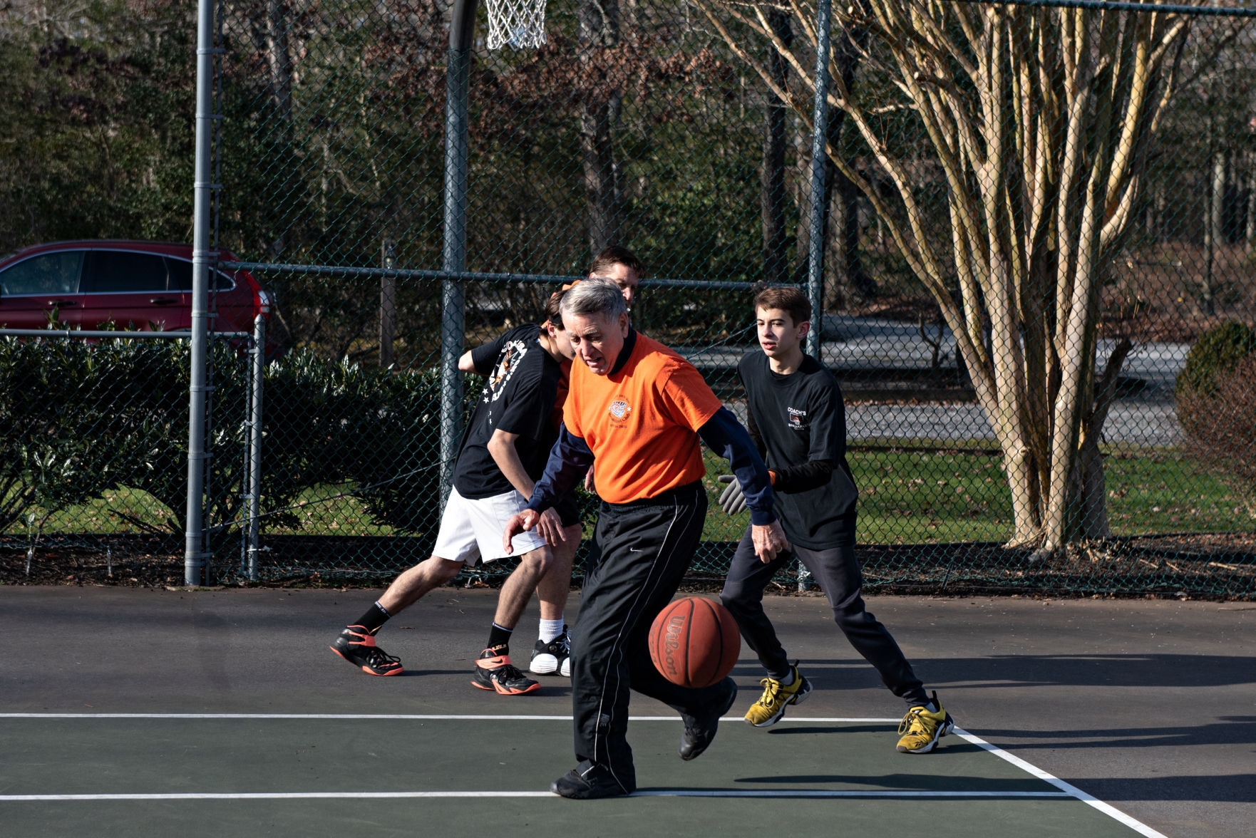 010321_nws_50hoopsclub